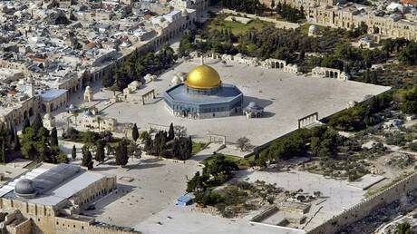 إعادة فتح الأماكن المقدسة في القدس 9 أبريل