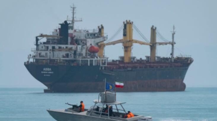 Tanker indien transporte du gaz LPG à travers Ormuz