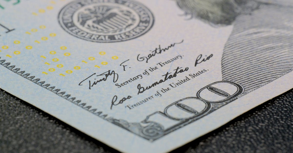 الدولار يتجه نحو خسائر أسبوعية قبل محادثات أمريكا وإيران