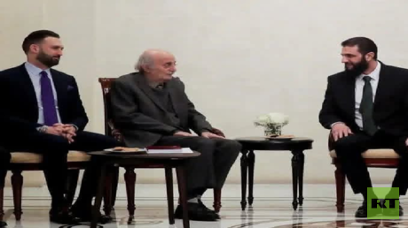 اجتماع الشرع وجنبلاط في دمشق لتعزيز العلاقات