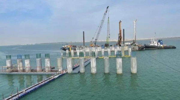 تحويلة مرورية لإصلاح جسور تقاطع أبوحدرية وصفوى المطار