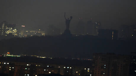 Alarms in Ukraine warn of potential airstrikes amid tensions